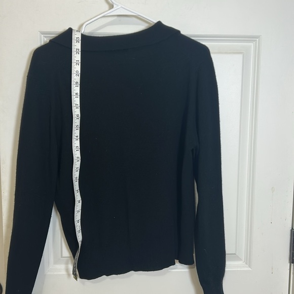 Lord & Taylor two ply cashmere V-neck sweater size large black - Picture 6 of 9